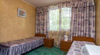 Гостиница Baza Otdykha Infanta Инал Стандартный двухместный номер с 2 отдельными кроватями-4